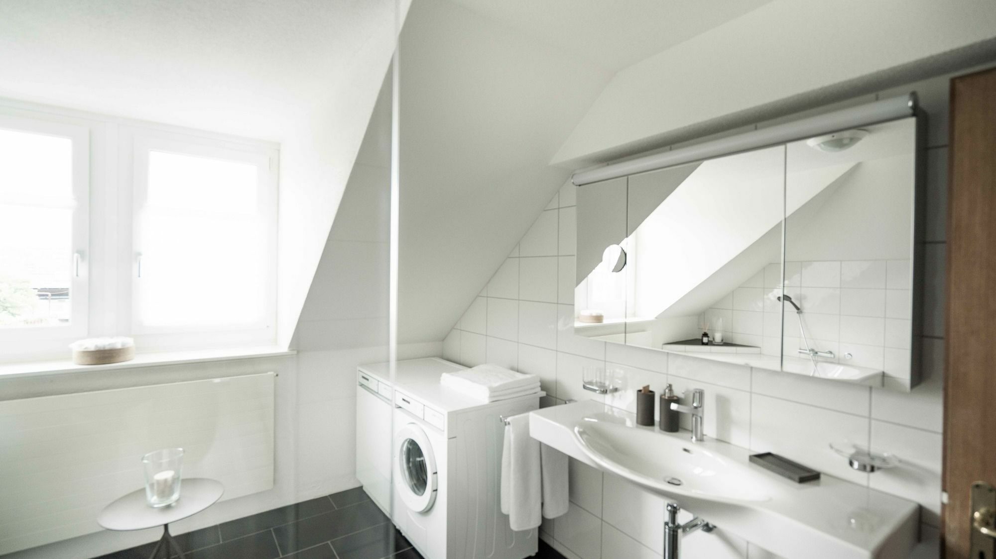 Loewenplatz Apartment Near Station By Airhome Zürich Exteriör bild